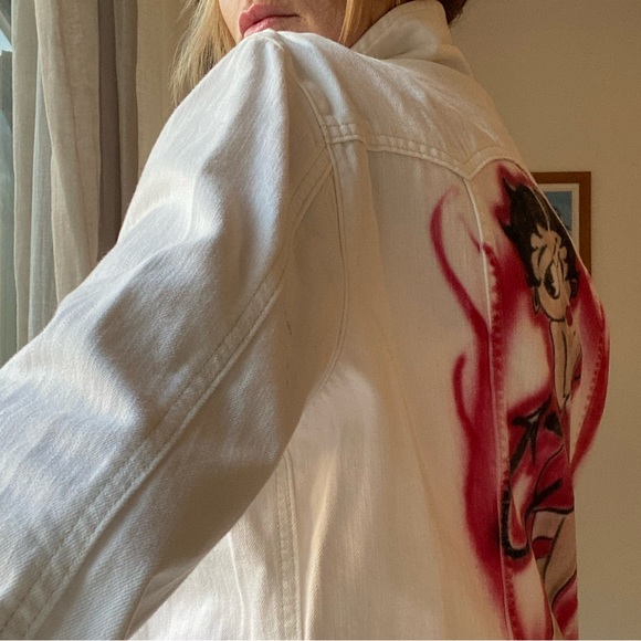 Custom airbrush Betty Boop Gap jacket - Picture 9 of 10